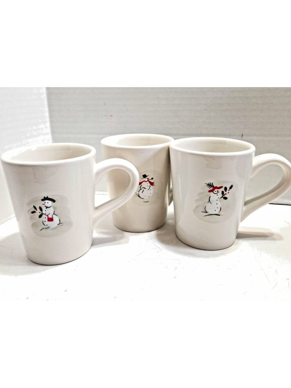 Williams‑Sonoma Snowman Mug Set – Winter Holiday Ceramic Coffee Cups – Set of 3